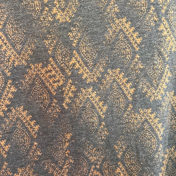 LULAROE Irma - Picture 2 of 4